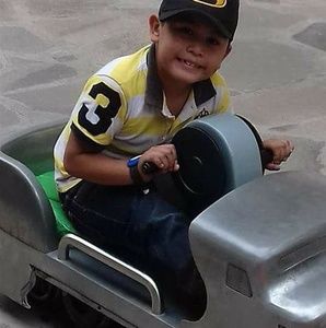 Meet your Posher, Diego